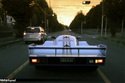 Vidéo : une Porsche 962 sur route !