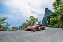 Le VW ID.R à l'assaut de la Tianmen Mountain Big Gate Road, en Chine.