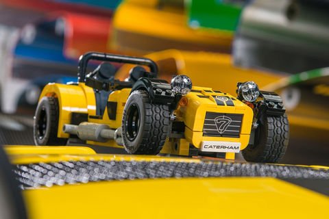 La Caterham Seven 620R arrive chez Lego