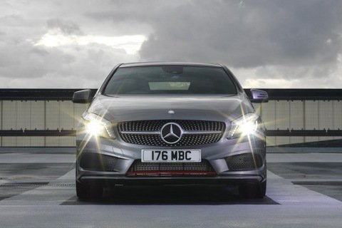 30 nouveaux modèles pour Daimler