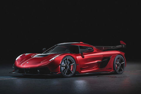 Koenigsegg Jesko Cherry Red Edition
