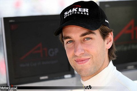 Un tour en Porsche 911 sur iPad