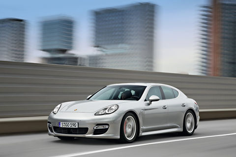 Porsche fête les 10 ans de la Panamera