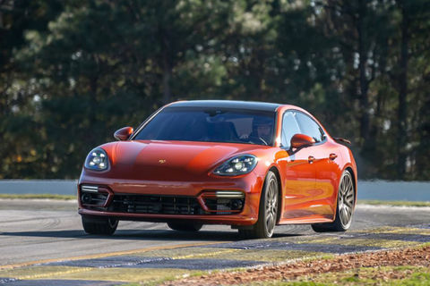 Record : la Porsche Panamera Turbo S se distingue à Road Atlanta