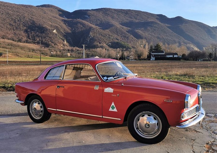 ALFA ROMEO SPRINT 1.3L 86ch coupé Rouge occasion - 39 500 €, 84 900 km