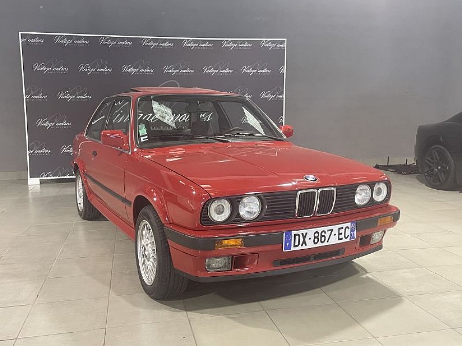 BMW SERIE 3 E30 325ix 171ch coupé Rouge occasion - 22 500 €, 215 000 km