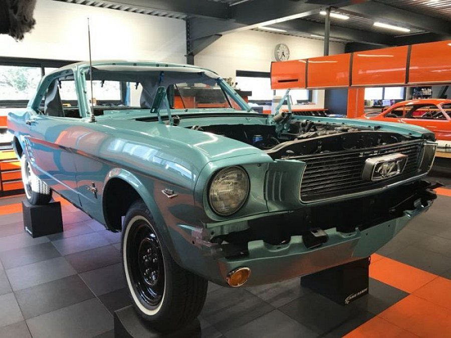 FORD MUSTANG I (1964-73) V8 coupé Bleu occasion - 55 000 €, 12 km