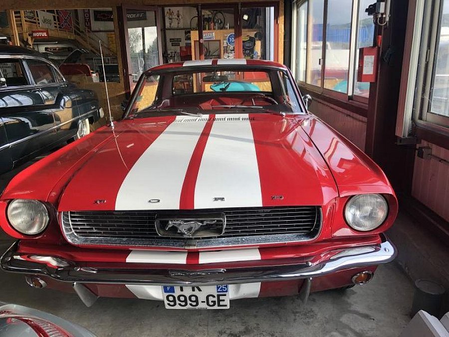 FORD MUSTANG I (1964-73) 4.7L V8 (289 ci) coupé Rouge occasion - 30 500 €, 0 km