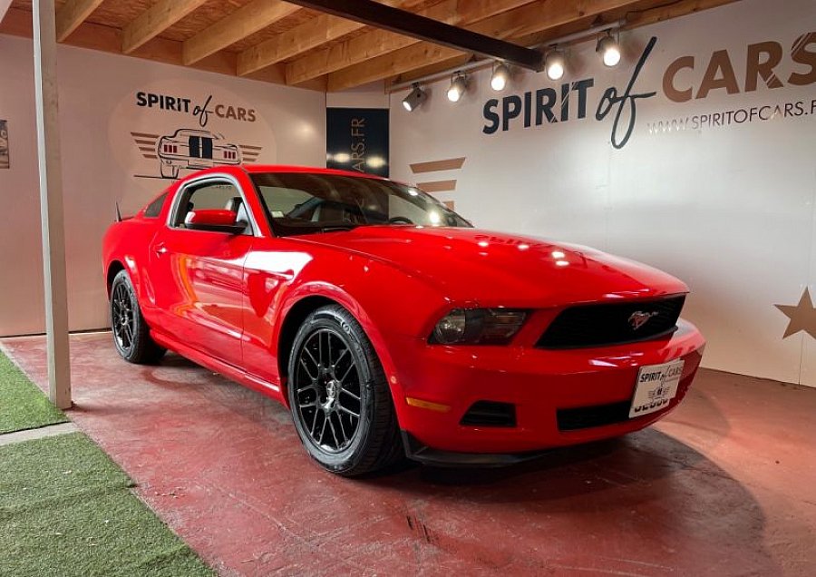 FORD MUSTANG V (2005-14) Serie 2 V6 3.7 coupé Rouge occasion - 26 990 €, 68 575 km
