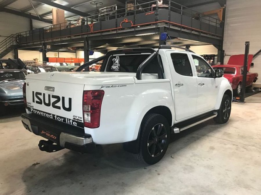 ISUZU DMAX I QUASAR 4X4 2.5 L 163 CV pickup Blanc occasion 26 780 € 129 584 km vente de