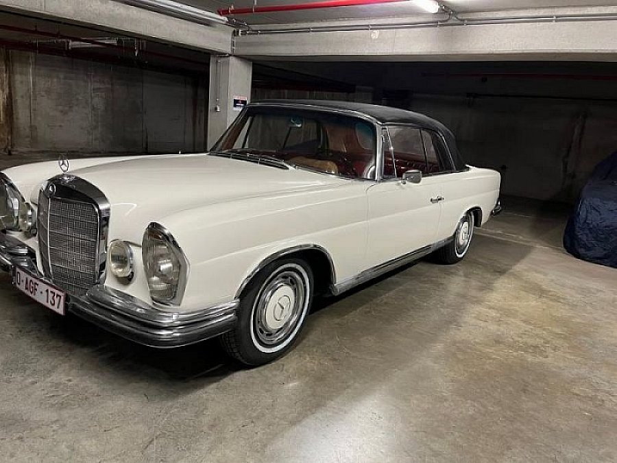 MERCEDES 250 SE (W111 Fintail) cabriolet Blanc occasion - 110 000 €, 24 000 km