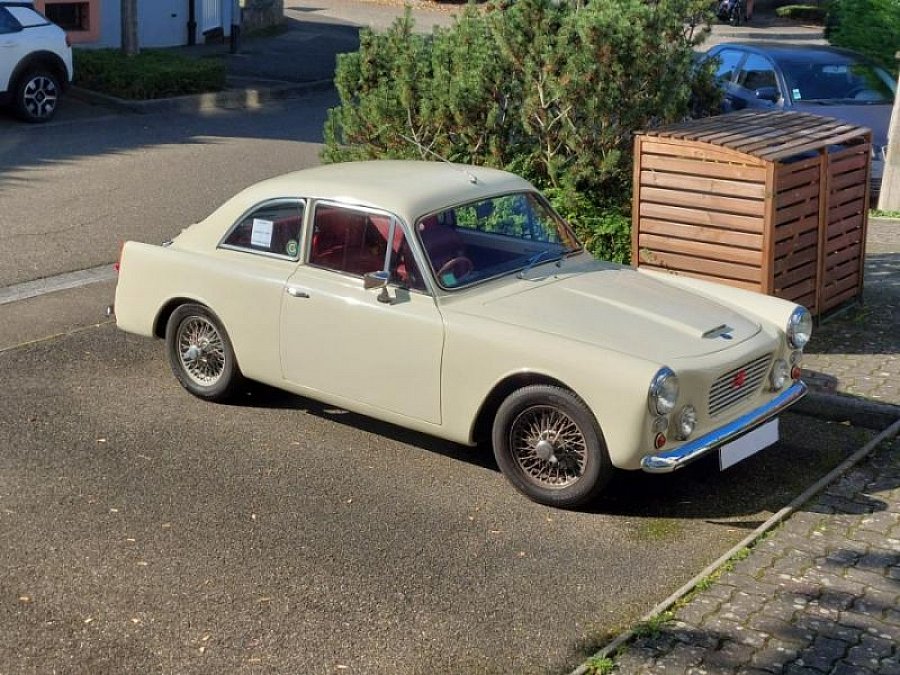 MG GILBERN GT 1800 coupé Ivoire occasion - 18 000 €, 19 000 km