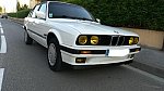BMW SERIE 3 E30 316i 100ch berline Blanc