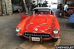 CHEVROLET CORVETTE C1 4.3 Small-block V8 (265ci) cabriolet Rouge