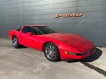 CHEVROLET CORVETTE C4 5.7 V8 (350ci) coupé Rouge