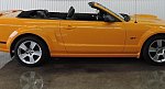 FORD MUSTANG V (2005-14) Serie 1 GT cabriolet Orange occasion - 19 900 €, 82 345 km
