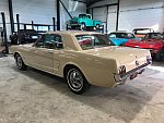 FORD MUSTANG I (1964-73) 4.7L V8 (289 ci) coupé Beige occasion - 28 000 €, 29 034 km