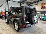 JEEP WRANGLER JK 2.8 CRD 177 FAP SUV Noir occasion - 27 900 €, 99 512 km