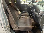 JEEP WRANGLER JK 2.8 CRD 200 FAP UNLIMITED SPORT 4x4 Gris occasion - 33 000 €, 132 521 km