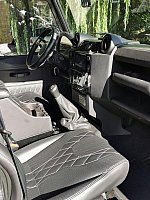 LAND ROVER DEFENDER IV 110 Hard Top KAHN Design (Chelsea Truck Co.) 4x4 Noir occasion - 87 000 €, 54 000 km