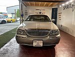 LINCOLN TOWN CAR SIGNATURE berline Gris occasion - 21 990 €, 72 120 km