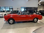 PEUGEOT 404 9 CV cabriolet Rouge occasion - 39 900 €, 46 096 km