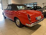 PEUGEOT 404 9 CV cabriolet Rouge occasion - 39 900 €, 46 096 km