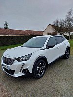 PEUGEOT E-2008 II 136 ch 50 kWh Allure Pack SUV Blanc