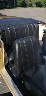 PLYMOUTH BARRACUDA 318. 5L2 cabriolet Or occasion - 31 000 €, 69 429 km