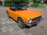TRIUMPH TR6