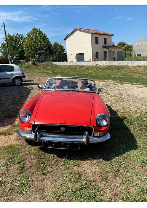 MG B Mk3 cabriolet Rouge occasion - 12 000 € - 85 000 km - vente